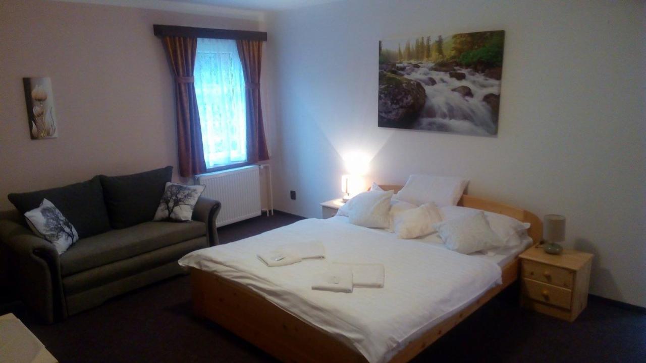 Hotel Garni Belveder Хренско Экстерьер фото